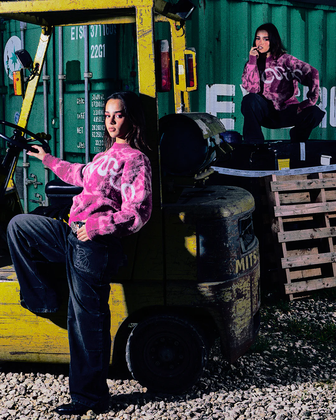 AMARYLLIS FLUFF KNIT - Image 4