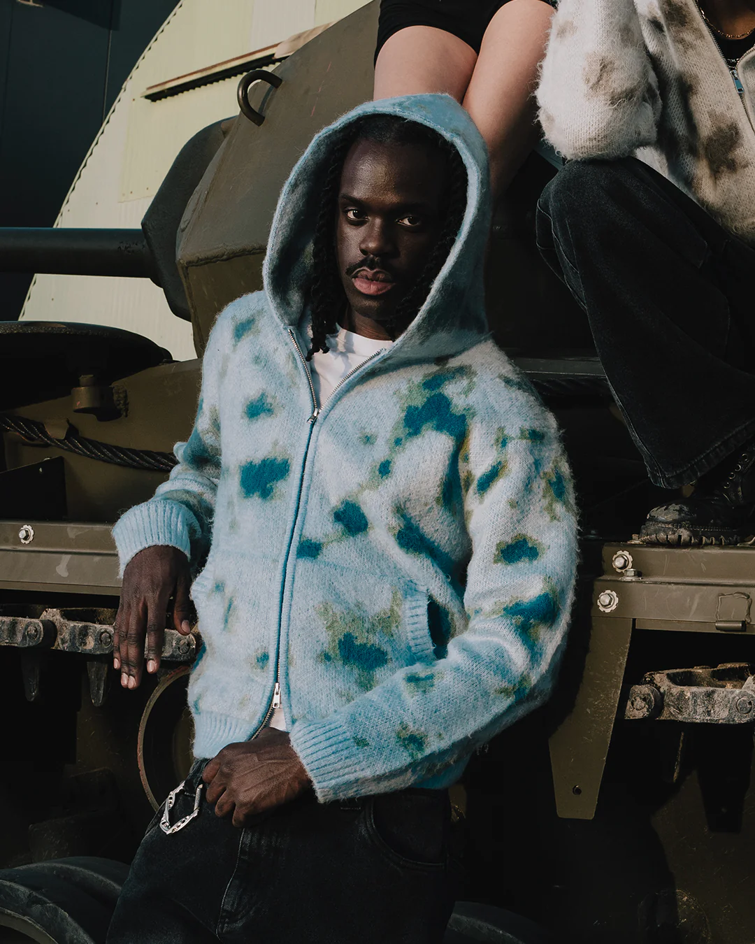 AQUA KNITTED ZIP - Image 3