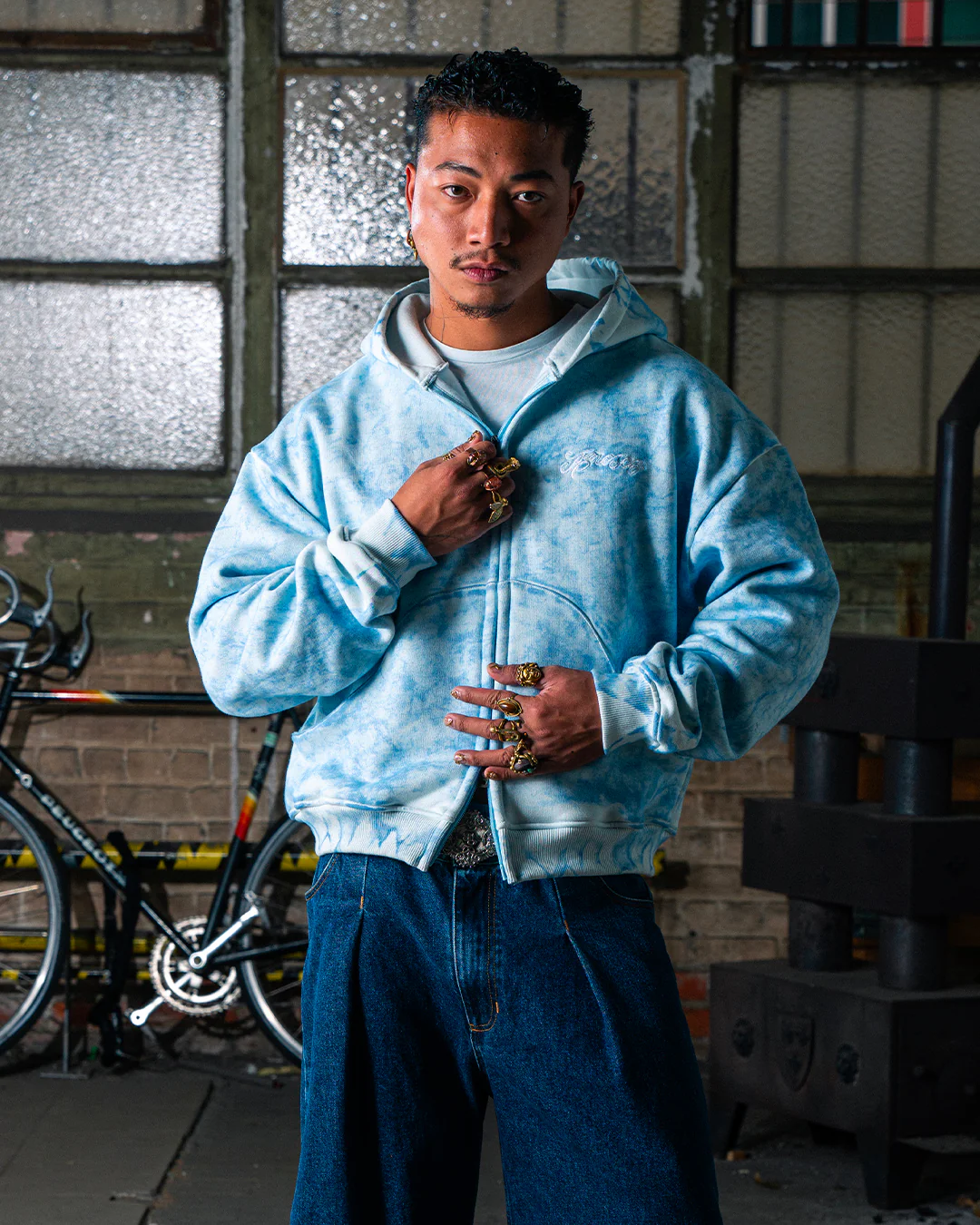 FROST ZIP-HOODIE - Image 6