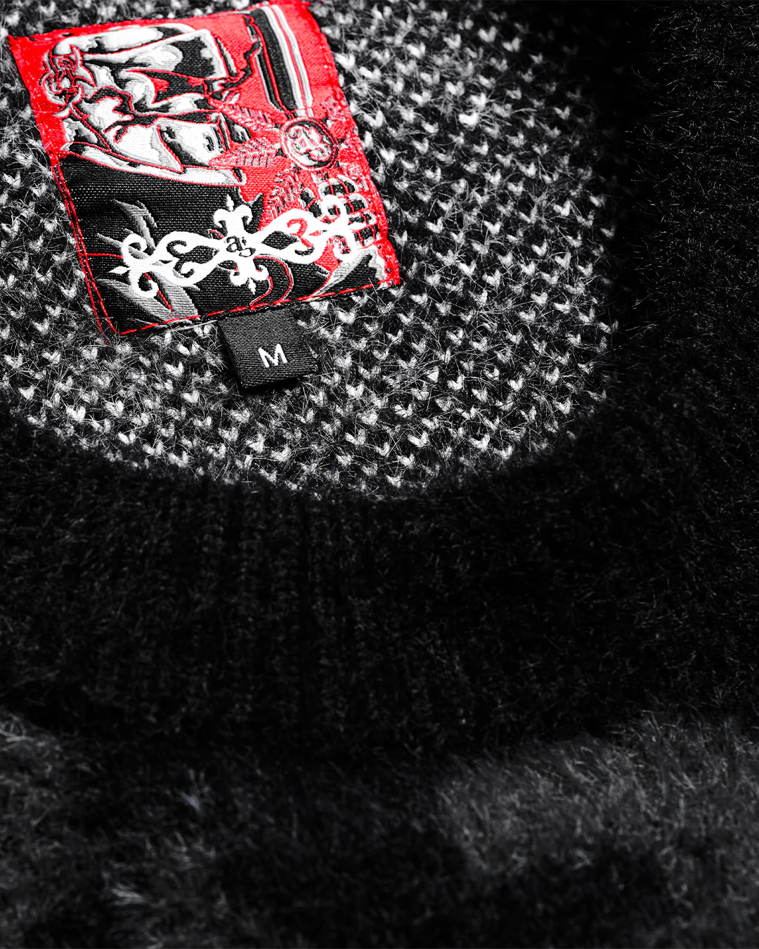 OBSIDIAN FLUFF KNIT - Image 4